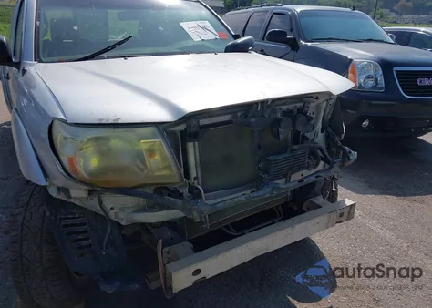 2008 Toyota Tacoma Base V6 z USA, uszkodzony, nr VIN 5TEUU42N38Z575436